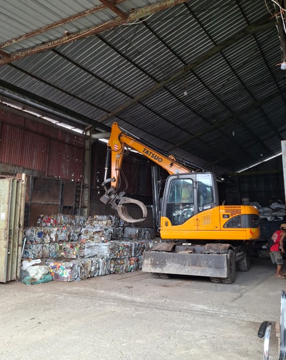 Galeri Jual Beli Besi Tua