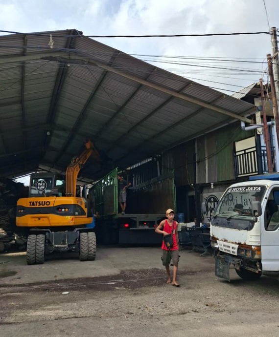 Galeri Jual Beli Besi Tua